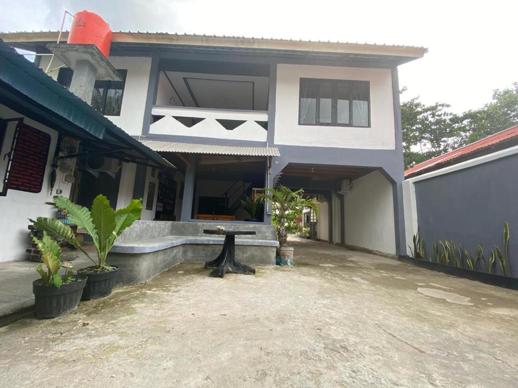Krui Saejadi Surf&Stay Bagian luar foto